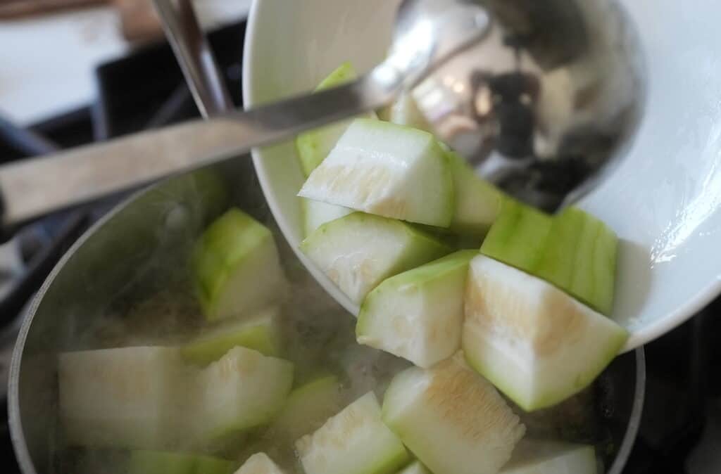 Winter Melon adding to soup